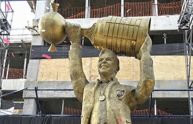 Para Siempre Gallardo Y La Copa Eterna