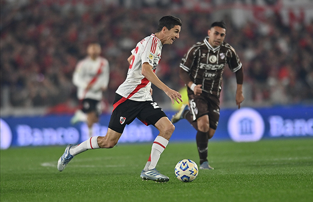 Las estadísticas de River vs. Platense (Apertura 2025)